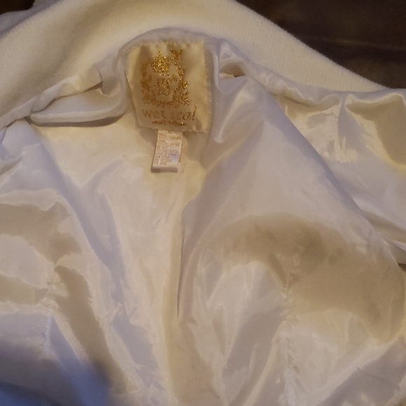 Jacket - Picture 3 of 3